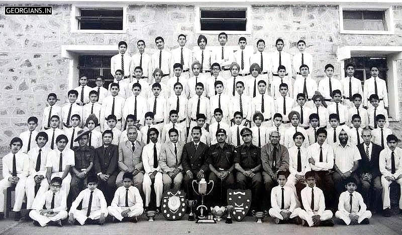 AMS Prithviraj House Group Photo 1975