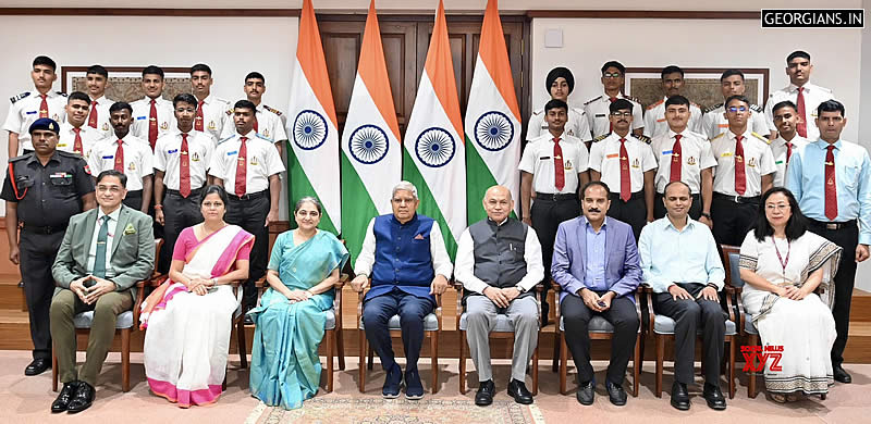 Vice President and Chairman of Rajya Sabha Jagdeep Dhankhar during a group photo session with students and faculty members of RMS Dholpur